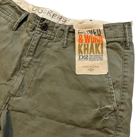NWT Dockers D2 Straight Fit Khaki, W33/L30 - Picture 6 of 10